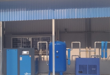 MỘT SỐ HÌNH ẢNH LẮP ĐẶT MÁY NÉN KHÍ 75KW/100HP HANDE QUẢNG ĐỨC