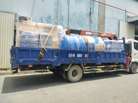 XUẤT KHO MÁY NÉN KHÍ