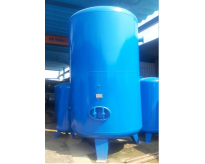 Bình tích khí dung tích: 5000L (dạng đứng).